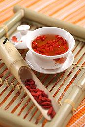 生存恐怖游戏《盗日求生》8月6日EA发行 支持简中